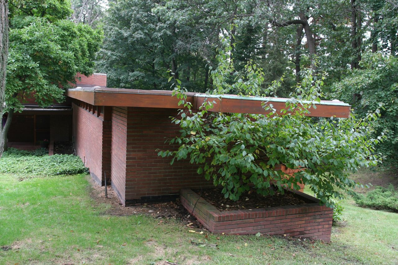 Your audio guide of Michigan: Gregor S. and Elizabeth B. Affleck House |  SmartGuide, image size:1280x853