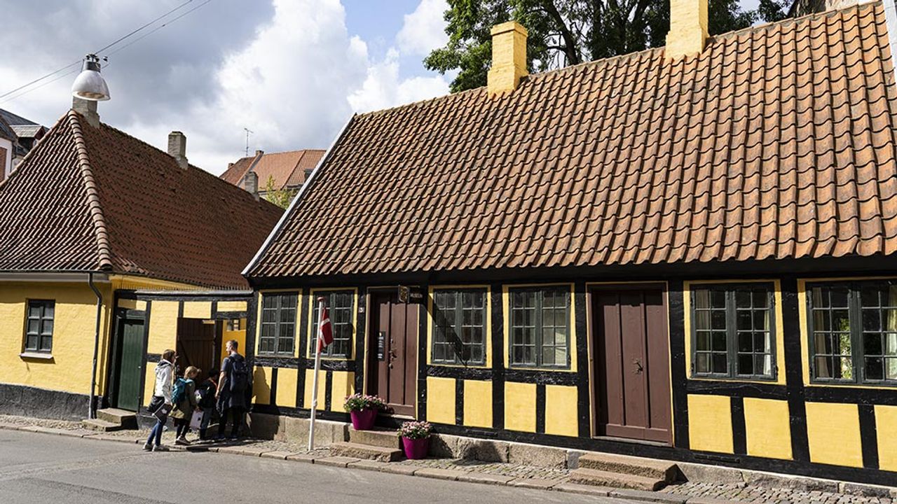Your audio guide of Odense: In the Footsteps of H. C. Andersen