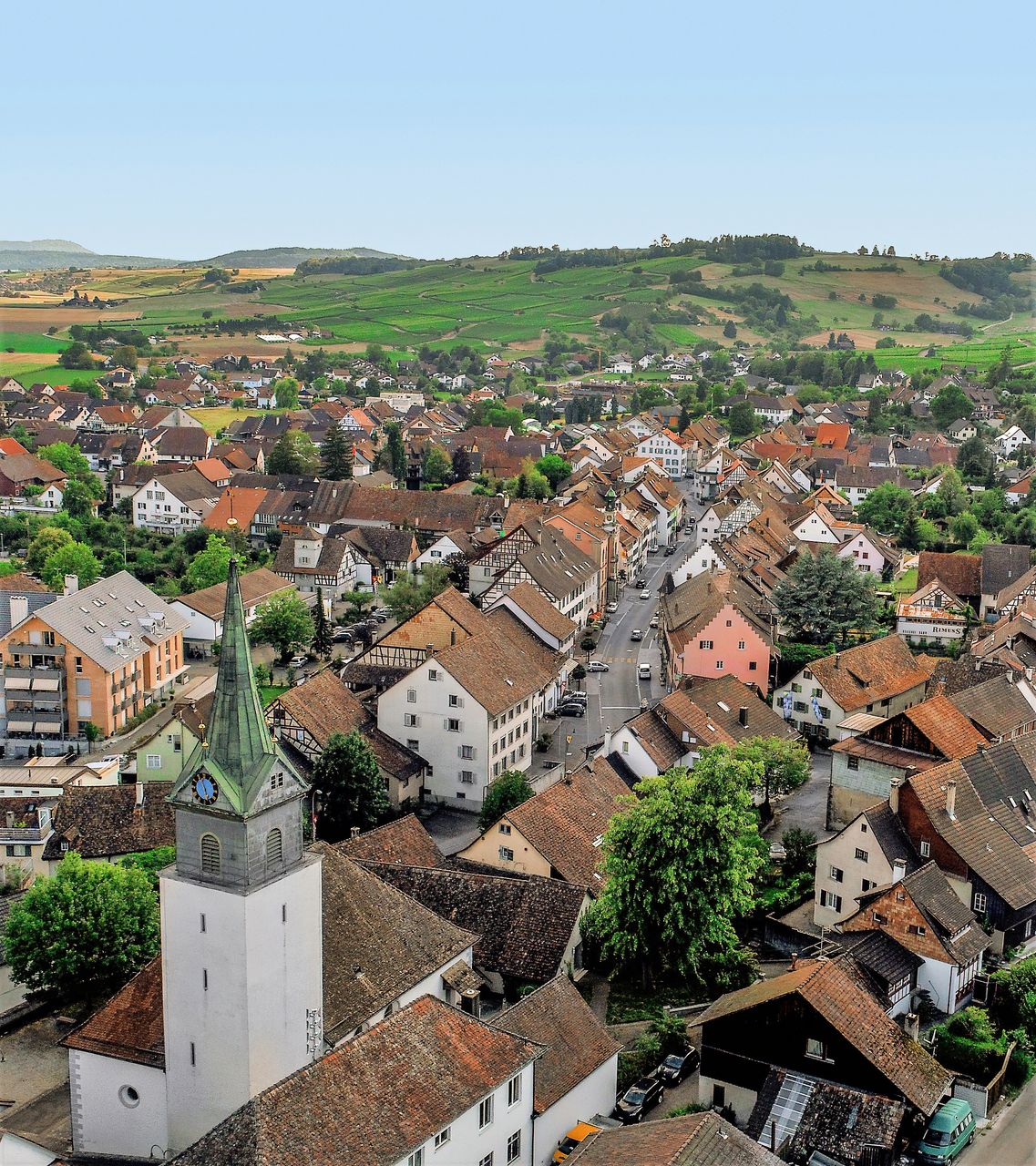 Self-guided tour of Hallau | SmartGuide