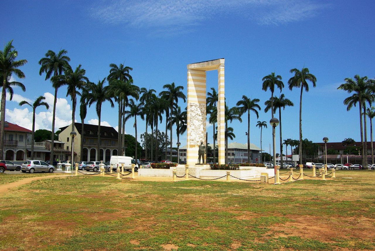 Self-guided tour of Cayenne | SmartGuide