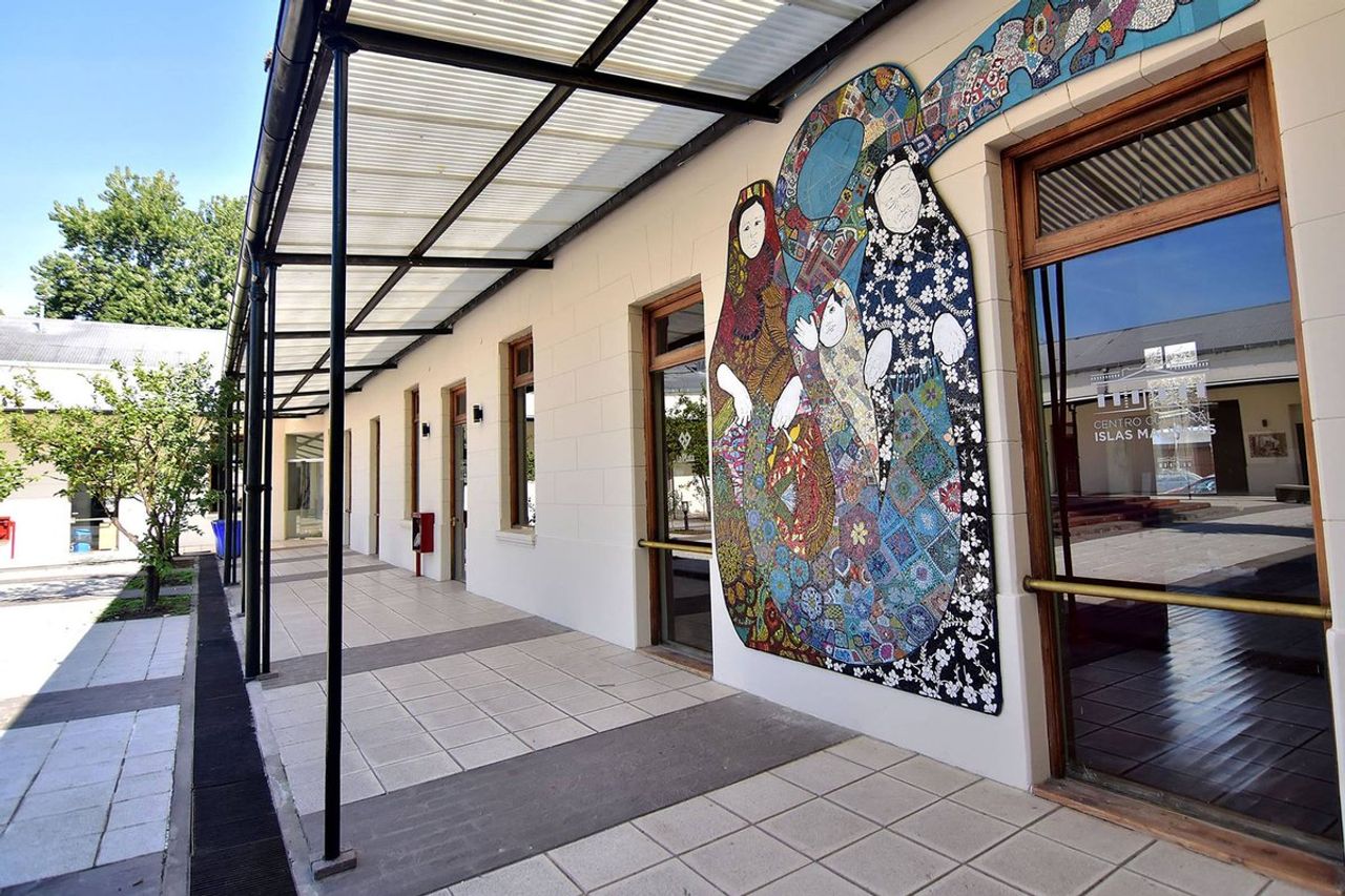 Descubra la belleza de La Plata: Centro Cultural Islas Malvinas | SmartGuide, image size:1280x853