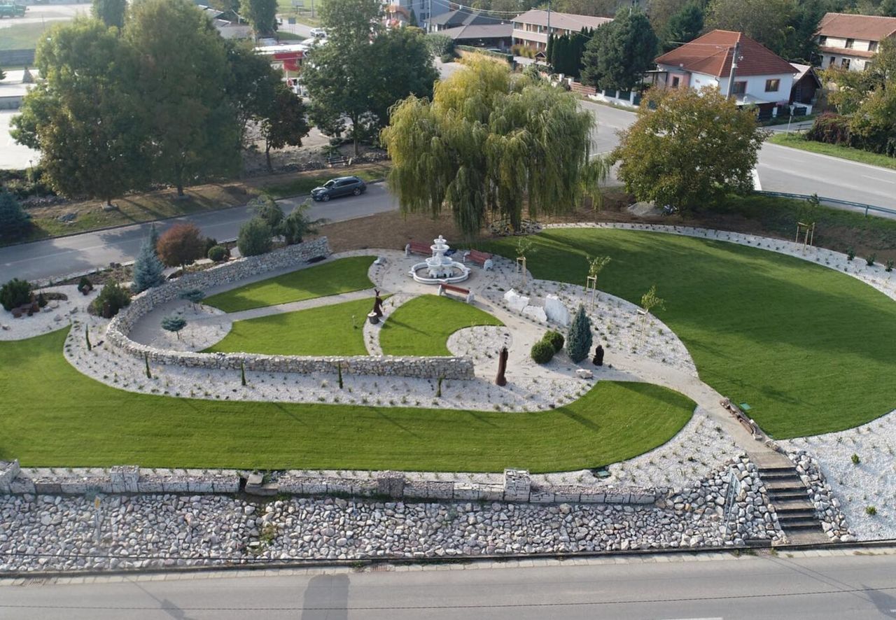 Selfguided tour of Podhajska SmartGuide