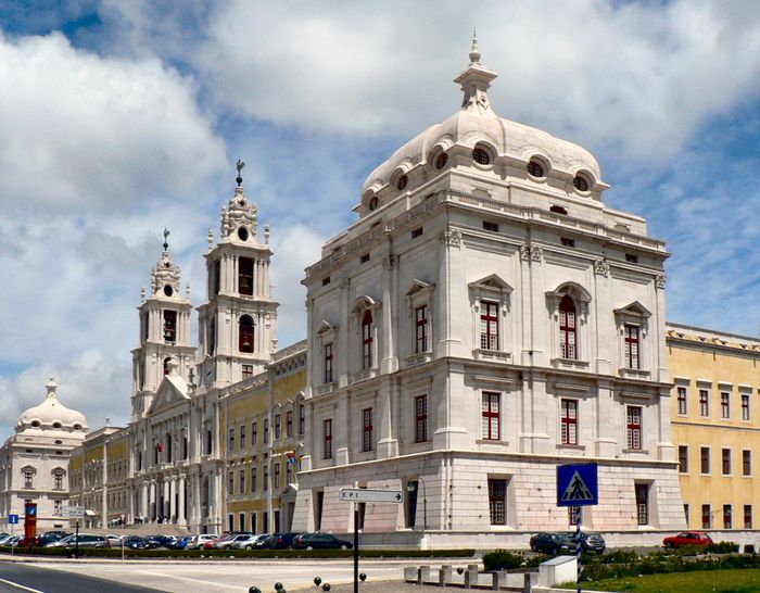 Royal Building of Mafra – Palace, Basilica, Convent, Cerco Garden